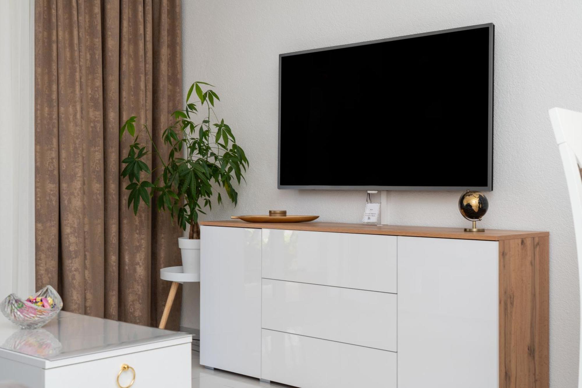 Apartmani Marivo Baska Voda Bagian luar foto