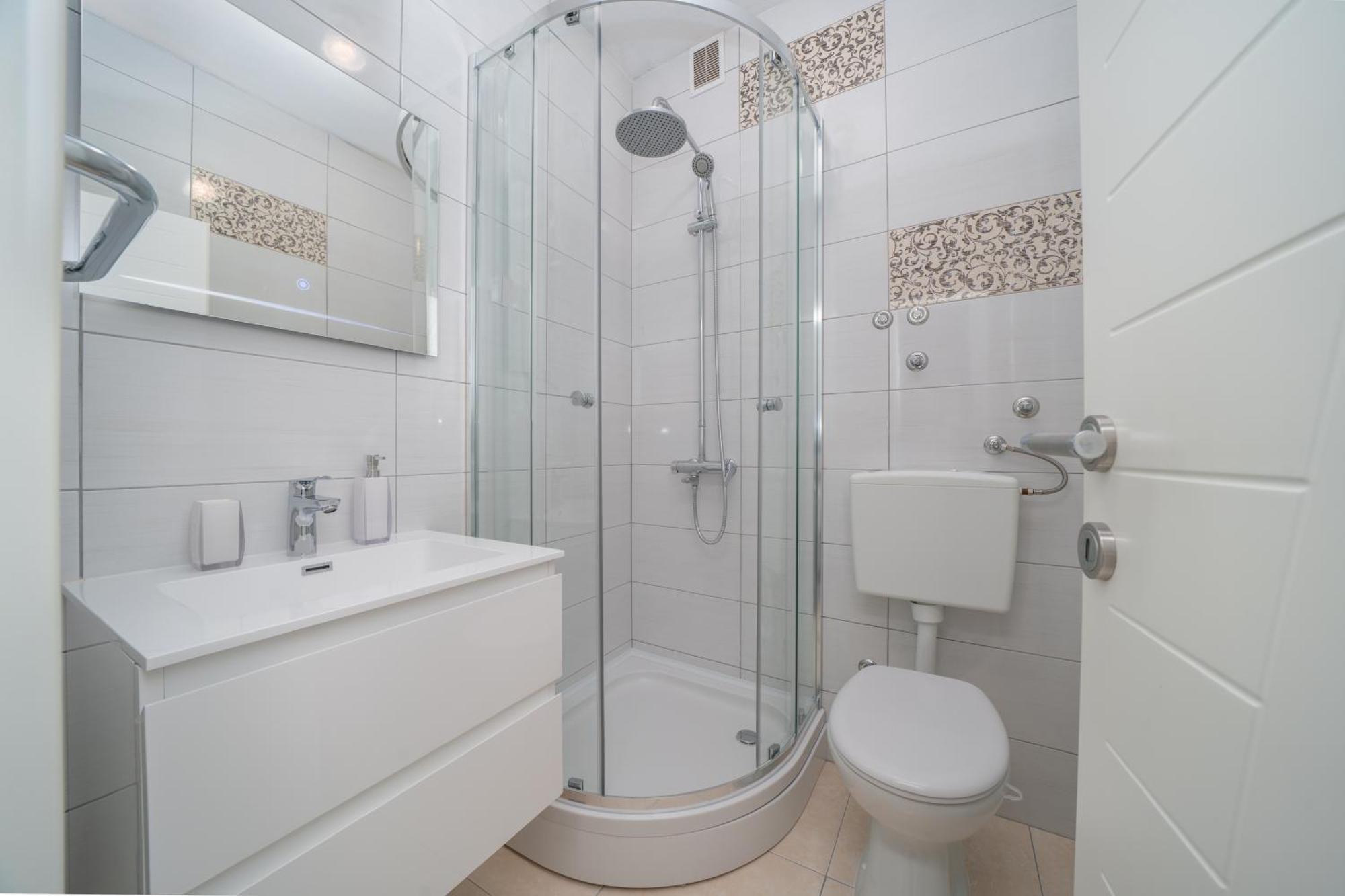 Apartmani Marivo Baska Voda Bagian luar foto